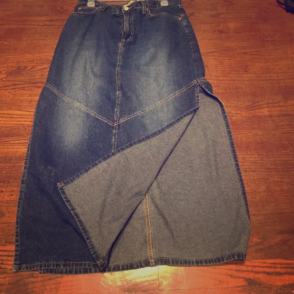 Long jean skirt with side slits